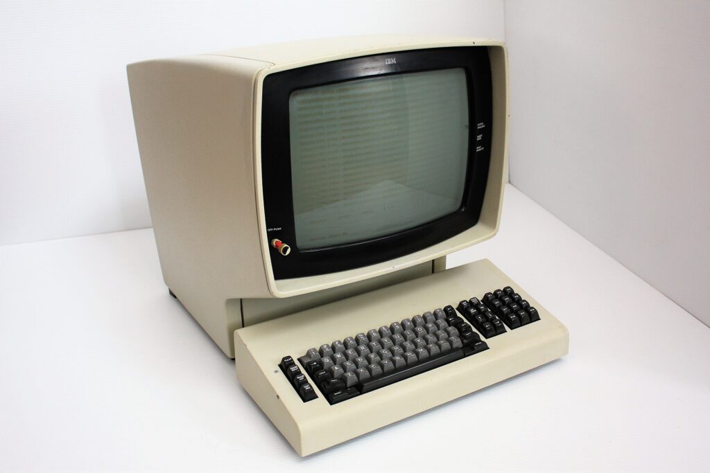 IBM 3277 Model 2 terminal